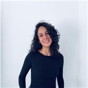 Profesora de comunicación, responsable, entusiasta y amable